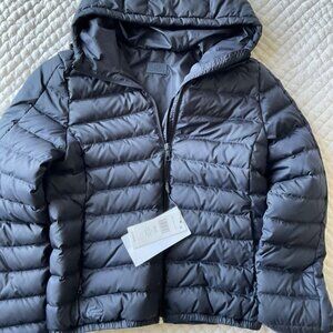 Lacoste Women's buffer Jacket – Timeless Style Meets Modern Comfort